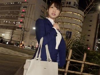 新宿駅で捕まえた人材派遣会社で働く25歳OL!日頃のストレスを発散させちゃう大量顔面射精パコ巨乳素人顔射ハメ撮りナンパのエロ...
