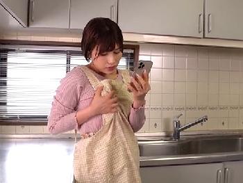 義理の娘がドスケベで最高！制服女子校生といつでもヤレるなんて夢のよう！美少女痴女中出しフェラ松本いちかのエロ動画