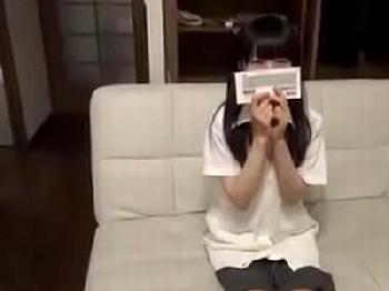 頭がちょっと弱そうなガチ幼顔黒髪女子校生を言いくるめてハメ撮り成功！素人美少女ロリのエロ動画