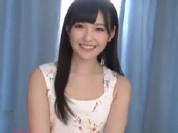 『またイっちゃうってばぁ！』透き通る白肌の清麗娘がねっとりパコで連続オーガズム！美少女痴女顔射のエロ動画