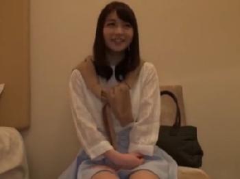 小柄素人奥さんを連れ込み中出し→追撃電マ責めした結果W人妻ハメ撮りのエロ動画