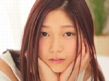透明感抜群のアイドル級の美素人がイケメンペニ棒ハメられガチ絶頂！巨乳美少女顔射のエロ動画