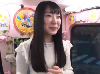 偏差値バリ高女子大生も高額謝礼提示されたら即ずぼ了承しちゃいますW素人美少女ナンパのエロ動画