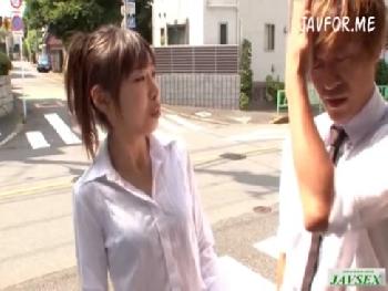 お義理の母さんと二人っきりな状況で嫁に内緒で快楽を貪る禁断SEX!巨乳人妻熟女フェラ近親相姦ソープ東早紀のエロ動画