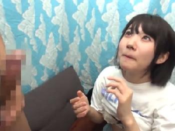 艶めかしい顔で他人棒を舐め上げてくる素人主婦との個人撮影巨乳人妻ハメ撮りのエロ動画