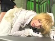 リアルハーフのレイヤーがFATEのセイバーを完全無欠に再現してハードFUCKコスプレ西田カリナのエロ動画
