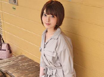 奥さんとは思えないキュートな若奥様の初めての温泉不貞旅行巨乳素人人妻のエロ動画