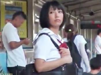 出張ヨガインストラクターの美形お姉さんを口説く!お金に困っている様子に付け込んでハメ撮り巨乳素人コスプレ盗撮のエロ動画