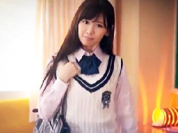 清麗淫乱尻軽ヤリマンな女子〇生とが校内でクラスメイトや教師を痴女ってところ構わずやりまくり！女子校生美少女水着顔射3Pのエロ...