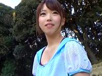 テニサーで人気ナンバー1の女子大生をナンパしてお持ち帰りパコ巨乳素人美少女ロリのエロ動画