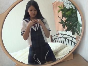 突き上げられると喘ぎ狂うきれいなお姉さんの肉食ファック巨乳塚田詩織のエロ動画