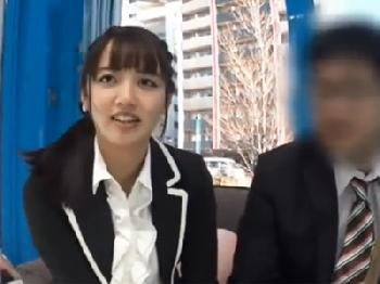 デレマスコスのぽちゃ娘を男たちが寄ってたかって犯す!素人お姉さん痴女処女コスプレハメ撮りのエロ動画
