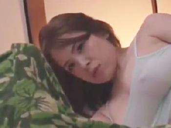 『先生ぇ…私帰りたくない…』幼顔幼顔な生徒と真面目教師との禁断の肉体関係女子校生ロリ松本いちかのエロ動画