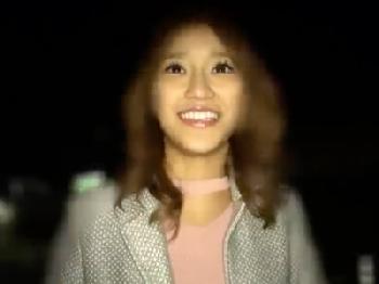 仕事が遅くなって終電逃したアパレル店員にタク代渡して送り狼素人ギャルナンパのエロ動画