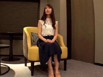 自らアダルトビデオに応募してきた介護士25歳の素人→普段から密通してる淫乱女子が3回目の出演お姉さんOLハメ撮りのエロ動画