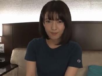 新潟生まれの色白真面目娘が撮影ハメにド緊張→なんとかオーガズム成功素人お姉さんハメ撮りのエロ動画
