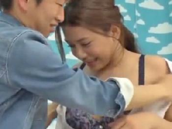 チェリーボーイくんを優しく筆おろししてくれた巨乳マダムさん素人人妻童貞のエロ動画