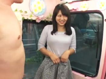 『だめぇ！入っちゃぅってる！』巨乳女子大生ナンパ！素股だけだからと再三の誘いに負けてパコ素人のエロ動画