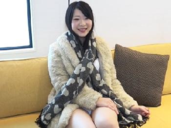 黒髪清潔感あふれる素人美形お姉さんが初体験の黒人巨大チンポで子宮の奥を突かれて悶絶イキ巨乳中出しハメ撮りのエロ動画