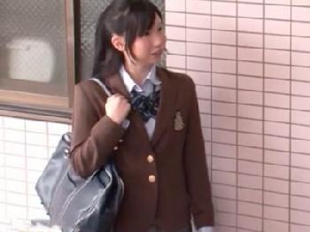 「見ないで…」巨大乳房ママのハメ撮り動画に欲情した隣家の女子校生と親子丼3P巨乳人妻オナニー篠田あゆみ吉井ありさのエロ動画