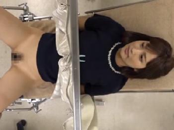 検査と称して素人奥さんマンコに中出し決めるヤブ医者人妻レイプのエロ動画