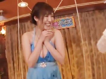 はち切れんばかりの乳房なお姉さんの淫靡チャレンジに男たち大猛烈興奮巨乳素人痴女のエロ動画