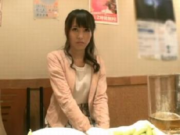 美しすぎる若奥様さんが悩みながらもアダルトビデオ出演→目隠しアブノーマルSEXで夫ペニ棒より感じて大絶叫素人人妻のエロ動画