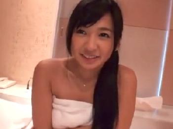 グラドル級の大きいオッパイ美形少女と生々しいホテルハメ!巨乳素人美少女顔射ハメ撮りのエロ動画