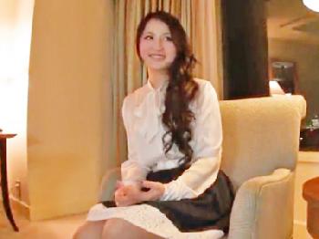 セレブでハーフな帰国子女妻が溺れる密通交尾巨乳素人人妻のエロ動画