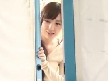 ナンパした浮気未経験の素人奥さんをマッサで否応なしに発情させて中出し交尾人妻マッサージのエロ動画