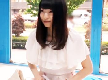 陸上で鍛え上げられた美肉体女子大生がセクハラマッサージでハメられちゃう素人美少女のエロ動画