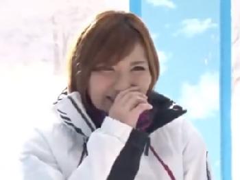 元AKB・篠田麻○子似の素人女子大生が無料マッサ中に強姦され唖然顔巨乳美少女痴女ハメ撮りナンパマッサージのエロ動画