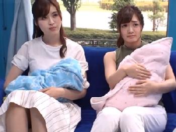 子供産みたて素人若母親2人組の淫乱肉体をブッ込み倒して精液放出4P巨乳お姉さん人妻ナンパ乱交のエロ動画
