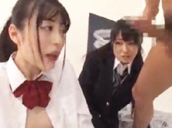 「やめてよぉ‥」再婚してできた可愛い女子校生姉妹を並べて強制的に近親3P交尾W美少女イラマチオレイプ近親相姦のエロ動画