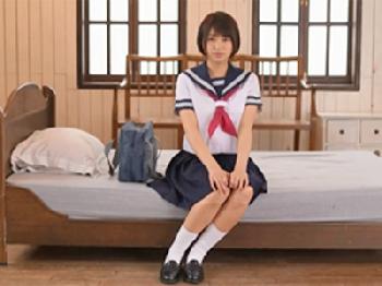 「すっごく気持ちよかったです♥」プレイボーイの本物グラドルがデビュー女子校生美少女デビュー作唯井まひろのエロ動画