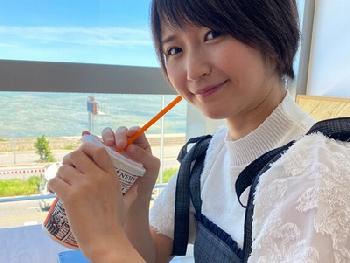 最高かよ！美巨乳美形少女と南の島で中出しラブラブハメ撮り素人美少女露出のエロ動画