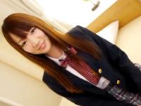 パイパンからお潮が溢れ出る制服美形少女女子校生美少女鈴木心春のエロ動画