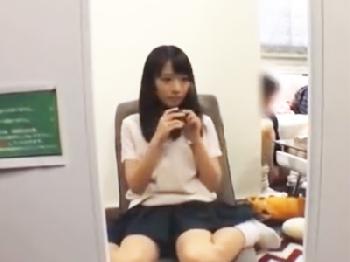 超かわいい素人ミニ系系女子校生の裏オプリフレ隠し撮り!美少女ロリハメ撮り盗撮のエロ動画