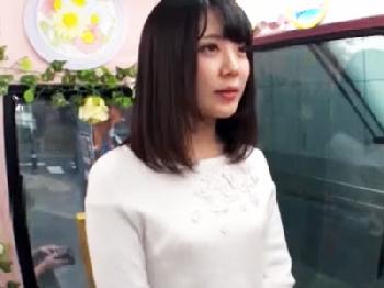 素股に挑戦することになった強烈かわいい女子大生がきっちり激ハメファックで挿入され涙W素人美少女ナンパのエロ動画