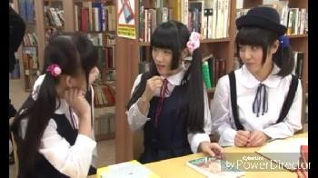 早熟ミニ系ド淫乱で溢れてる学校ではめたい放題な痴女娘たち素人美少女ロリ3Pのエロ動画