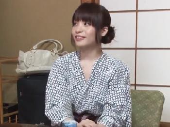 若くて超美人な義理の母と親睦を深める男女混浴→フル勃起してしまい中出しセックス展開に！巨乳素人お姉さん痴女人妻近親相姦のエロ...