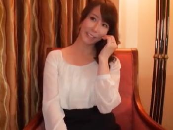 エロいフェロモンがムンムンの美中年女性妻と濃密寝取られファック！人妻熟女ハメ撮りのエロ動画