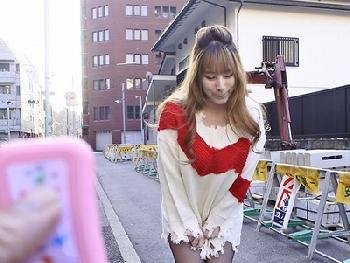 ノリの良さそうなギャルたちにリモバイブ装着させて10分耐えたら賞金ゲームW巨乳素人パンスト露出のエロ動画