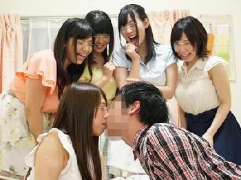 高学歴な大きいオッパイ揃いの女子大生たちと童貞くんが王様ゲーム乱交お姉さんのエロ動画