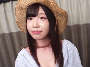 見るからにヤリマンそうな素人娘をホテルに連れ込みぐちょぐちょマンコに濃密中出し！美少女ハメ撮りナンパのエロ動画