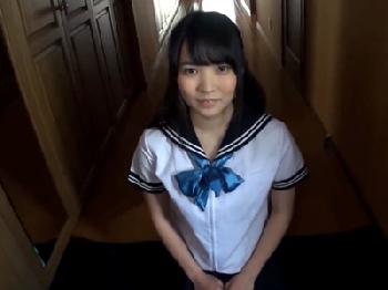 扉を開けると待っていたのは純真女子校生…洗っていない汚ペニ棒も嫌な顔せずしゃぶってくれる神裏ソープランド美少女ロリのエロ動画