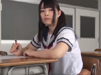 【個人撮影】発育良好105CM尻女子校生との尻フェチプレイアブノーマルSEXに絶頂しまくり巨乳素人美少女中出しハメ撮りフェラ...