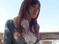 欲求不満を拗らせた奥様が久々に男根を挿入され絶頂オーガズム！巨乳素人人妻ハメ撮り3Pのエロ動画