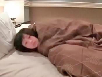 制服女子校生が大人に利用されて欲望処理道具にされハメ撮りH素人美少女のエロ動画