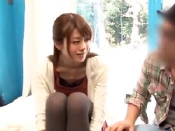 新婚ほやほやの若奥様お姉さんを性感マッサージ→流れで精液中出し人妻のエロ動画